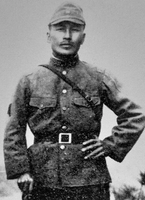 Japanese author Hasuda Zenmei, in the 1940s. Exact date unknown.