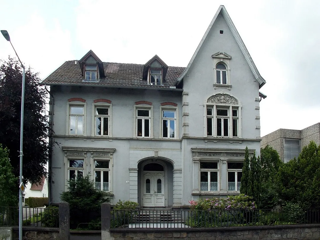 Ehemalige Apotheke in Hiddenhausen, Löhner Straße 210, Baudenkmal Nr. 5, Ansicht von Norden