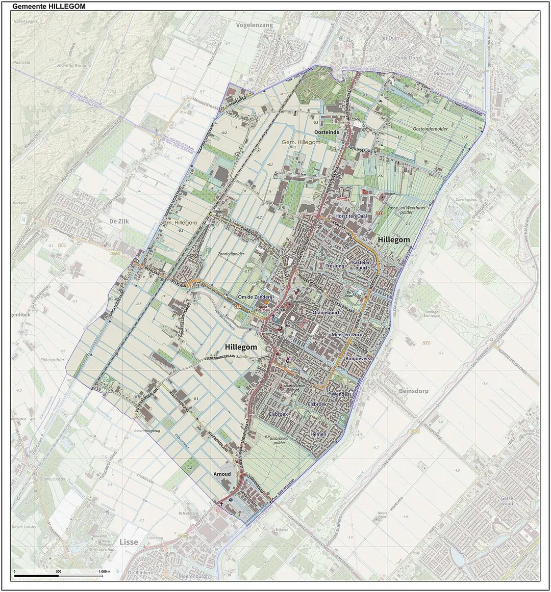 Topografische gemeentekaart. Resolutie: 400 pixels/km.
Kaartbeeld samengesteld uit de open geodata van de Top10NL en Top25namen (Kadaster), Creative Commons-BY licentie. Gebouwvlakken uit open geodata BAG extract. Wegen uit de OpenStreetMap, OpenStreetMap community. Reliëfschaduw uit de Actuele Hoogtekaart AHN2.

Samenstelling en kleurenschema: Jan-Willem van Aalst, met QGIS. Zie ook de Legenda.