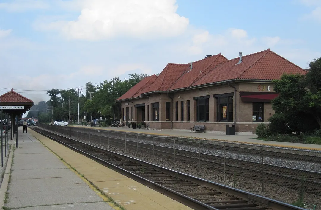 The Hinsdale train station on the BNSF Railway Line.