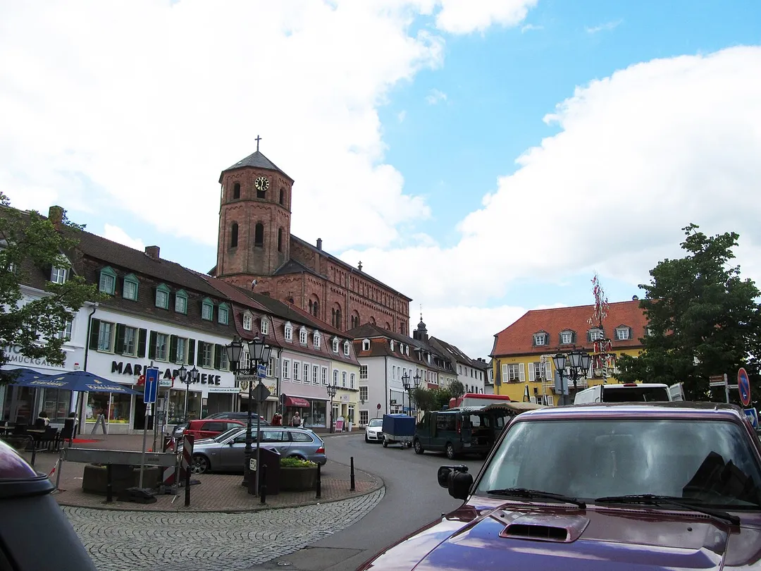 Blick auf den Marktplatz in der Altstadt von Homburg, Saarland