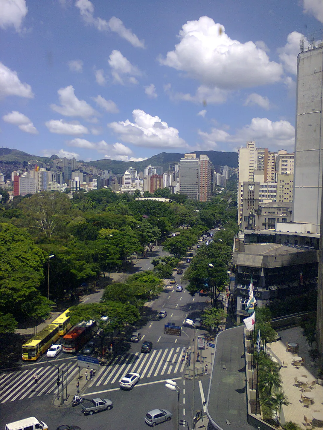 Vista da Avenida Afonso Pena em março de 2013.