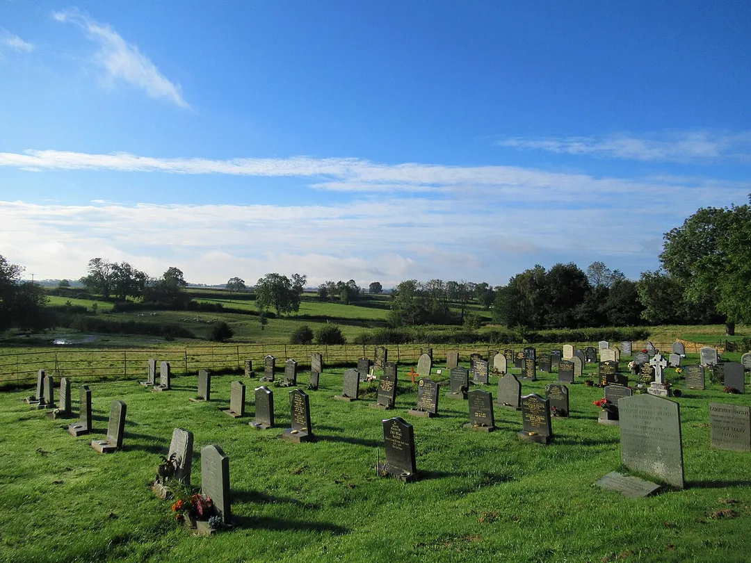 Churchyard, St Catherine, Houghton on the Hill