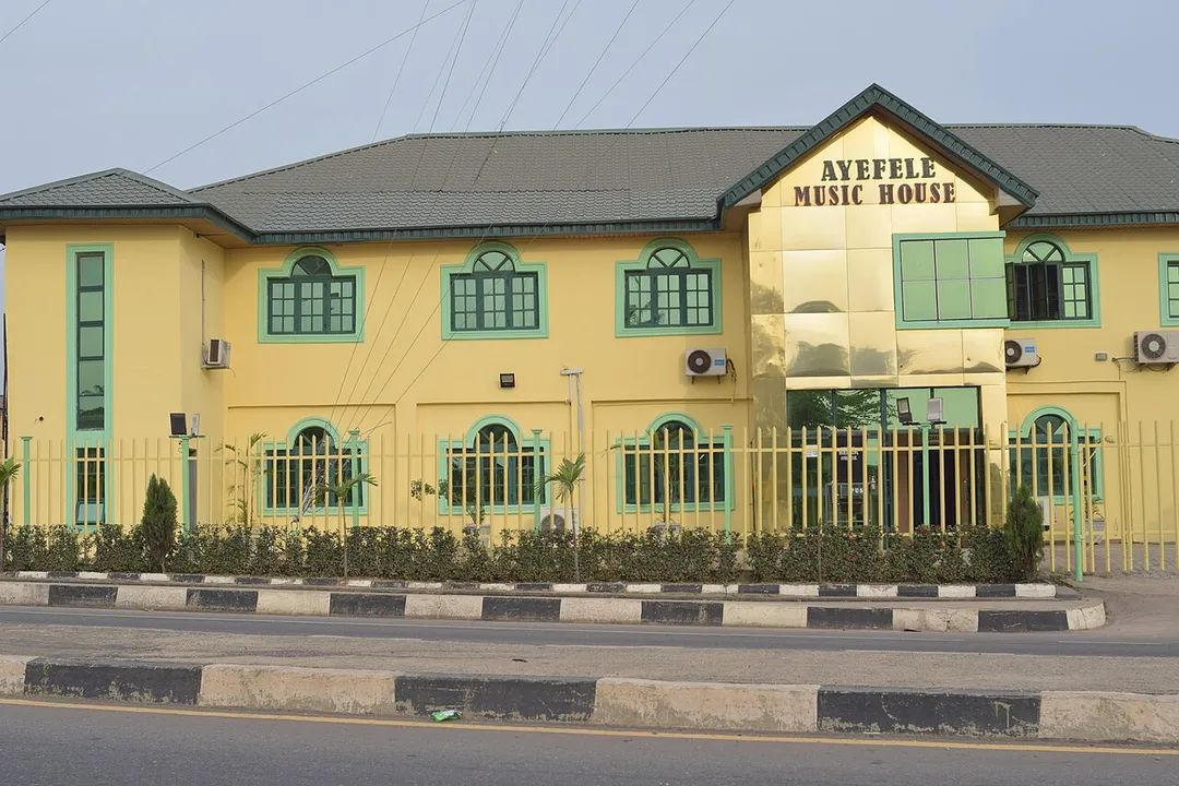 AYEFELE MUSIC HOUSE, Challenge Ibadan