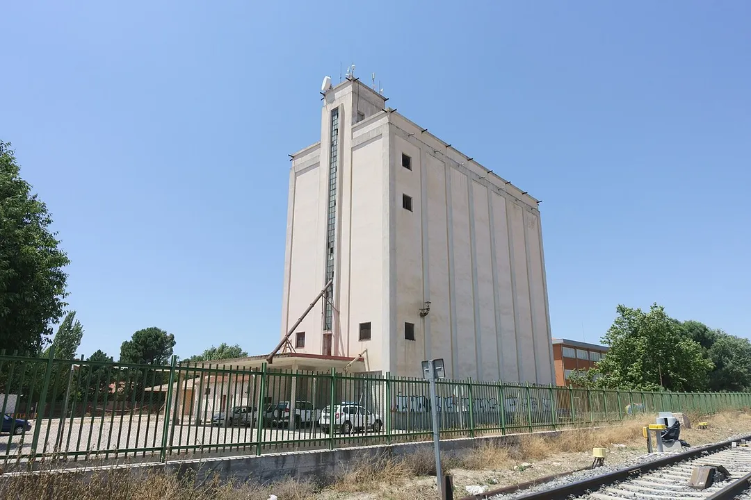 Silo perteneciente a la Red Nacional de Silos y Graneros, en Illescas (Toledo, España).