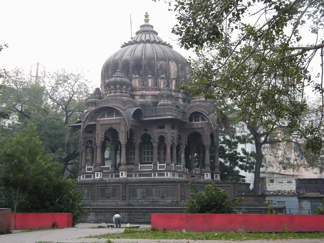 A stone structure near Krishnapura Chhatri, Indore dating back to the Holkar period.