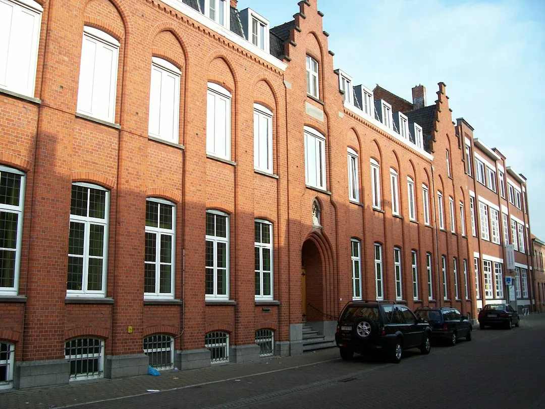 Dit is de voorgeven van het klooster van Ingelmunster