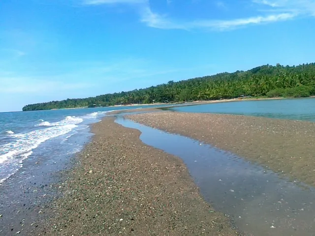 Beach in Initao
