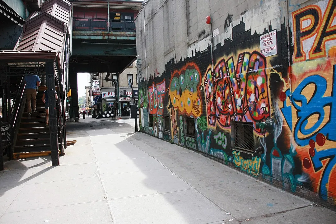 215st subway station on the 1 train