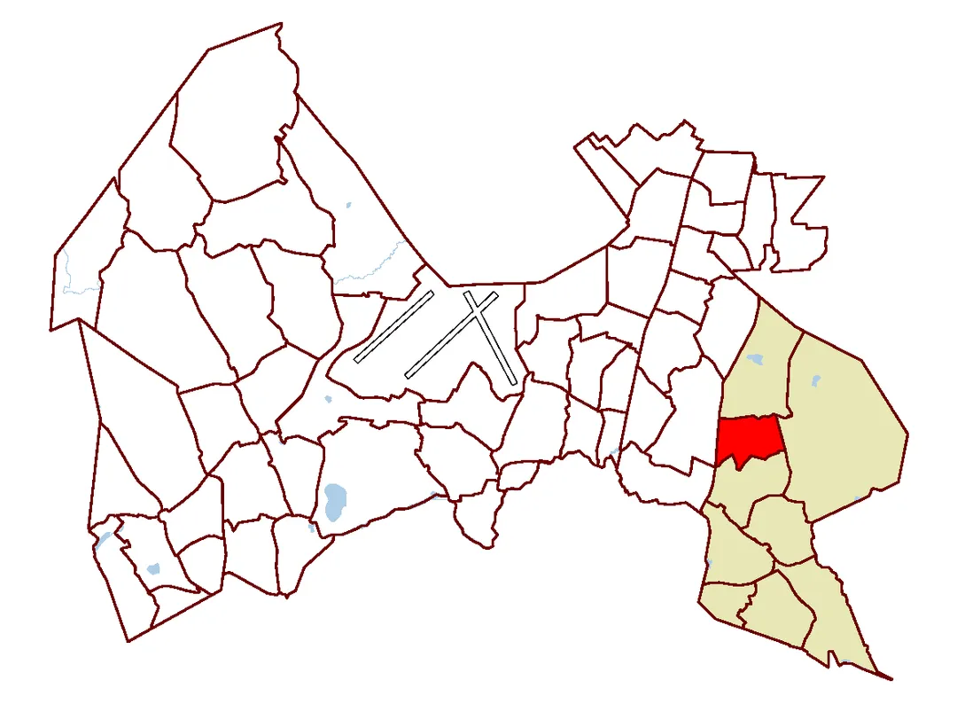 District of Itä-Hakkila (marked red), within Hakunila service area (marked light brown) in Vantaa, Finland