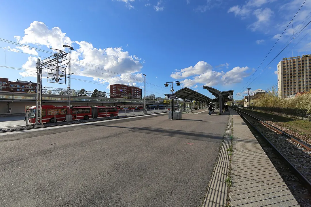 Jakobsberg station, Stockholm county