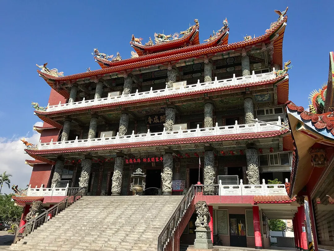 ​頭城開成寺城隍廟斜照