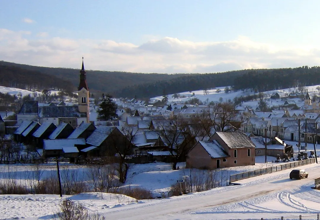 Ortsansicht von Dacia in Rumänien 2004, View on the village Dacia in Romania 2004

Photo: Lars Ulbricht