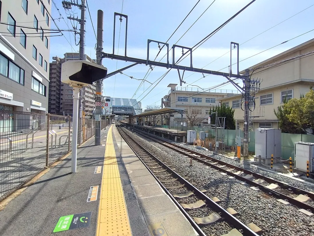 奈良線城陽駅ホーム。