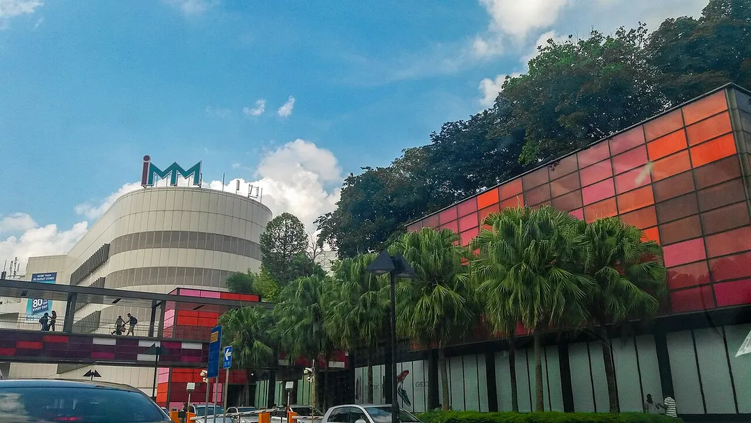 IMM building and J-walk link bridge to Devan Nair Institute