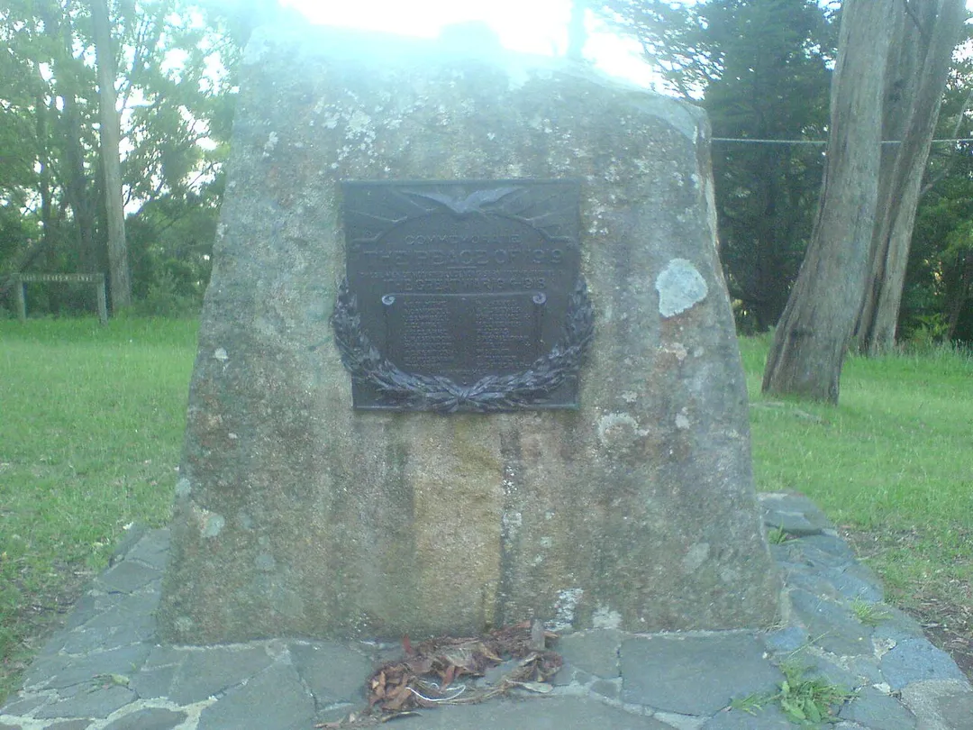 en:World War 1 en:memorial, en:Kalorama, Victoria