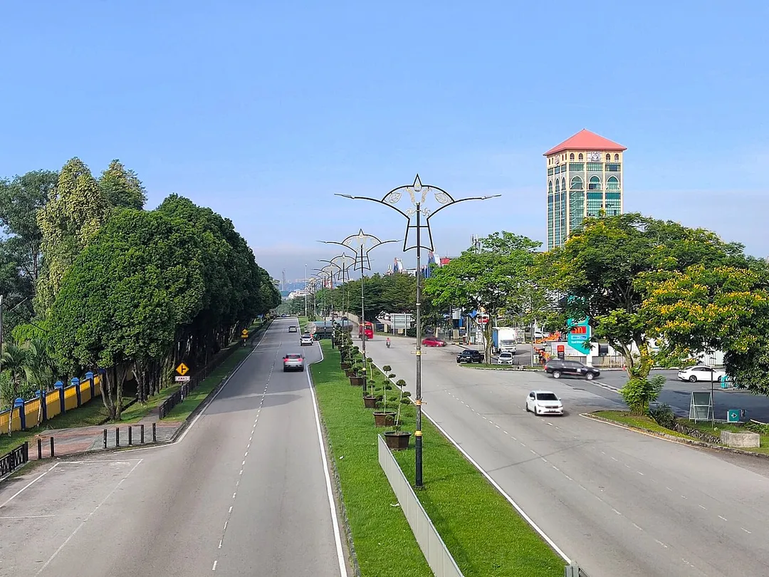 A lamp post on Jalan Bandar, Pasir Gudang