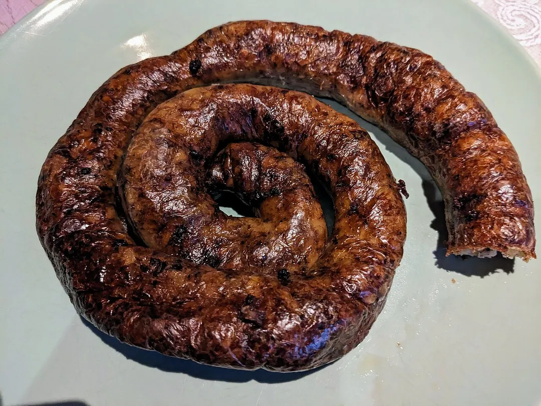 Grilled perunamakkara (potato sausage), a traditional delicacy from the Häme (Tavastia) region of Finland.  Made by Lihamestari Vaske in Karkkila: http://www.lihamestarivaske.fi/index.php/lihamestarin-reseptit/item/15-perunamakkara