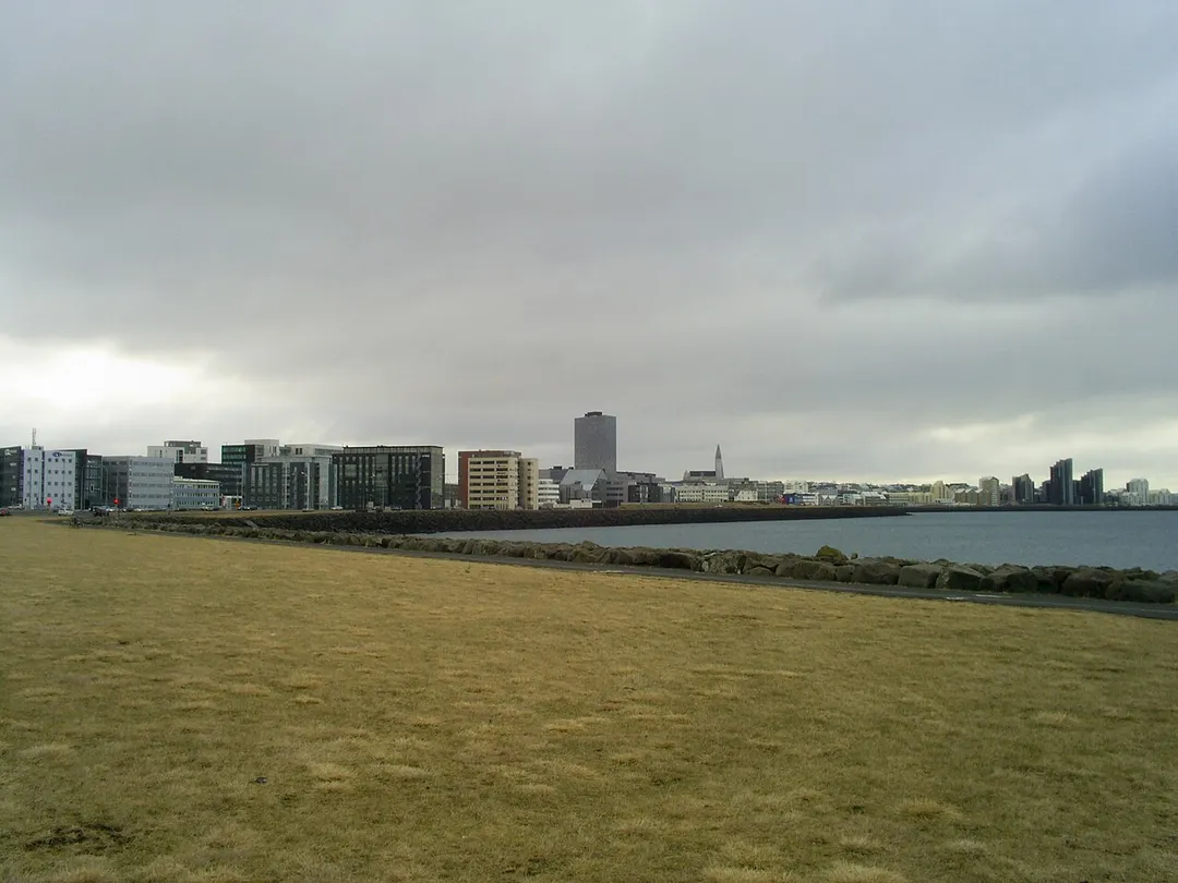 Reykjavík north-shore skyline