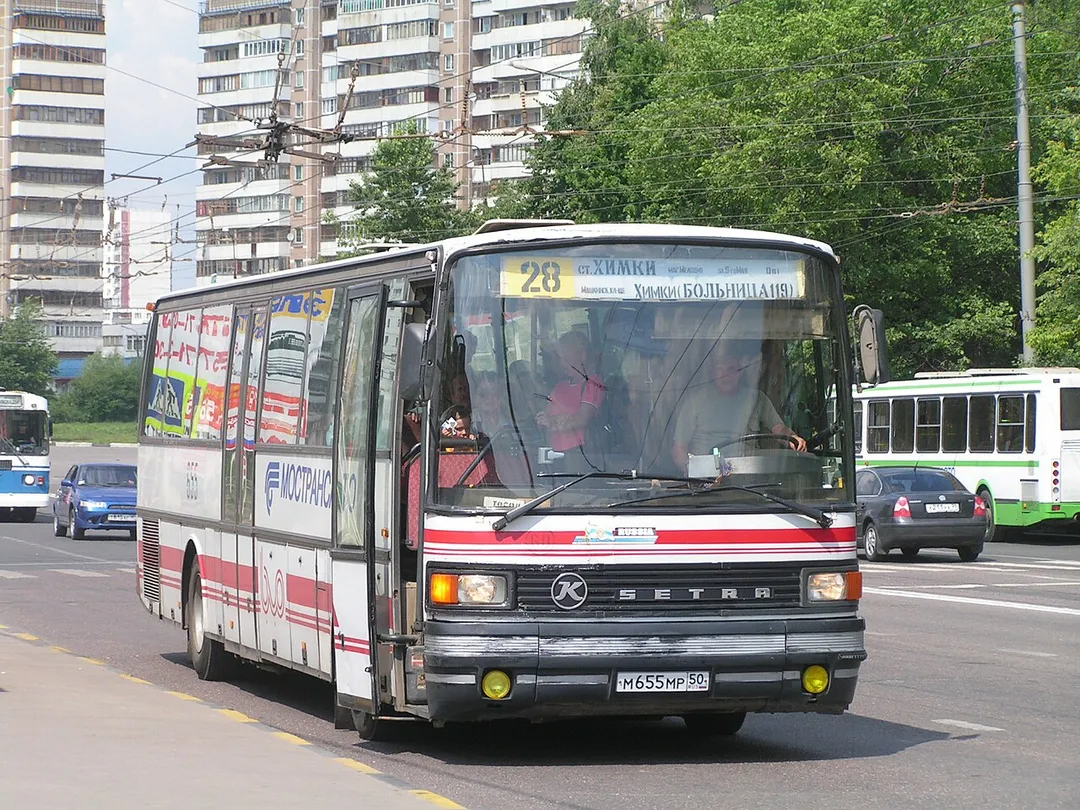 Setra S215 UL bus in Khimki, Moskovskaya oblast, Russia, in Yubileynyy prospekt.