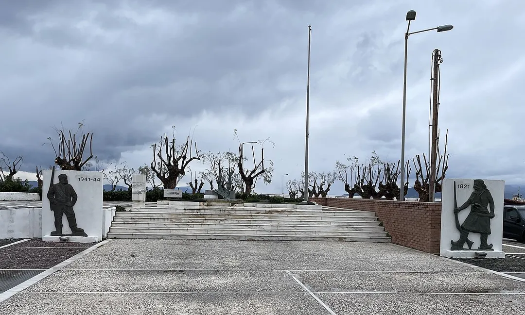 War memorial, Kiato