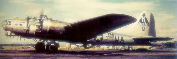 B-17G of the 379th Bomb Group, RAF Kimbolton England 1944/45
Source: Freeman, Roger A. The Mighty Eighth, The Color Record, 1991. Source of photos given as United States National Archives from origionals taken by the United States Army Air Forces.