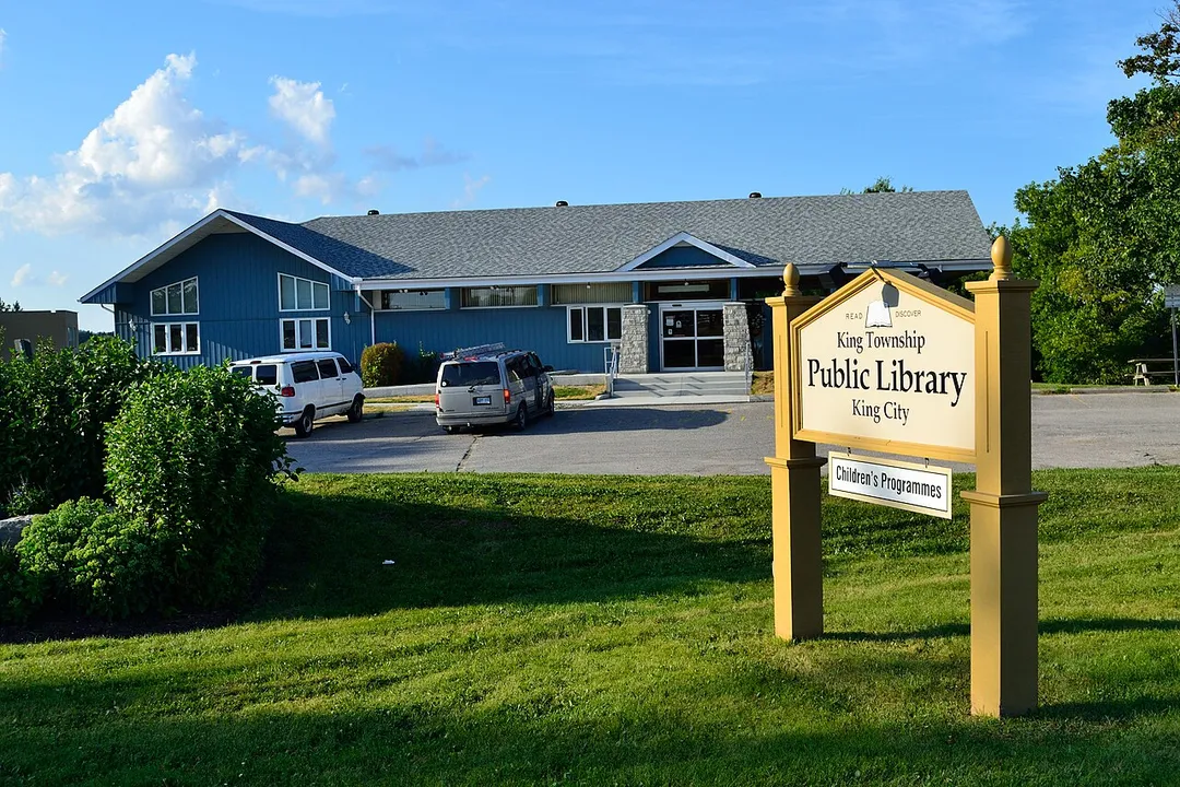 King City Library (Address: 1970 King Rd, King City
Ontario, Canada L7B 1A6) - King Township Public Library System in King Township, Ontario. This building was demolished in 2018.