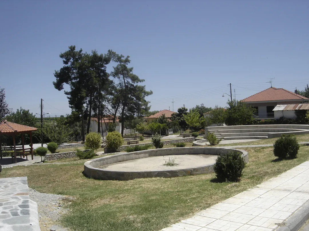 The square ("platia") of Kitros.