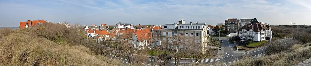 NOTE: This image is a panorama  consisting of multiple frames that were merged or stitched in software. As a result, this image necessarily underwent some form of digital manipulation. These manipulations may include blending, blurring, cloning, and color and perspective adjustments. As a result of these adjustments, the image content may be slightly different from reality at the points where multiple images were combined. This manipulation is often required due to lens, perspective, and parallax distortions.