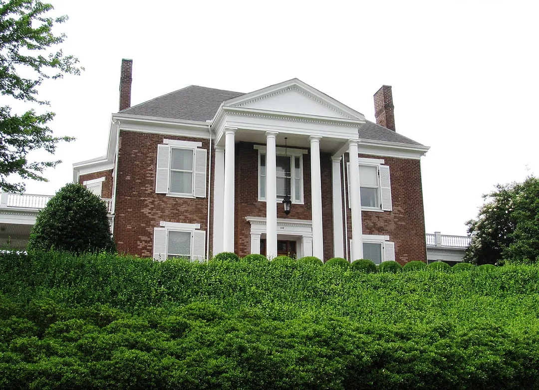 Knollwood (6411 Kingston Pike/150 Major Reynolds Place) in Knoxville, Tennessee, USA.  Built in 1851 by Major Robert Reynolds and his sister, Rebecca, the house is now home to the Schaad Companies, and is listed on the National Register of Historic Places.