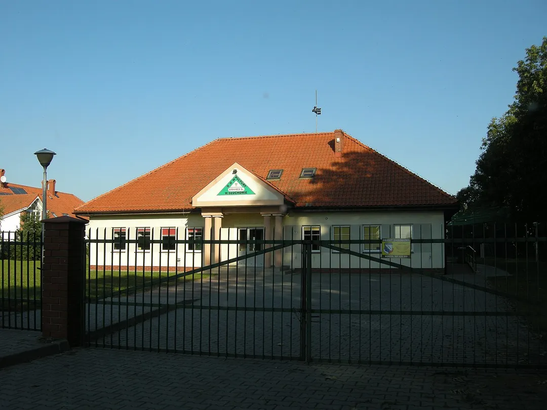 Dom kultury "Dworek" w Gułchowie. Powiat poznański. Gmina Komorniki. Województwo wielkopolskie.