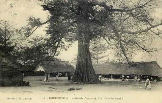 The market square in Kouroussa (modern Guinea) from a French postcard published in 1911.