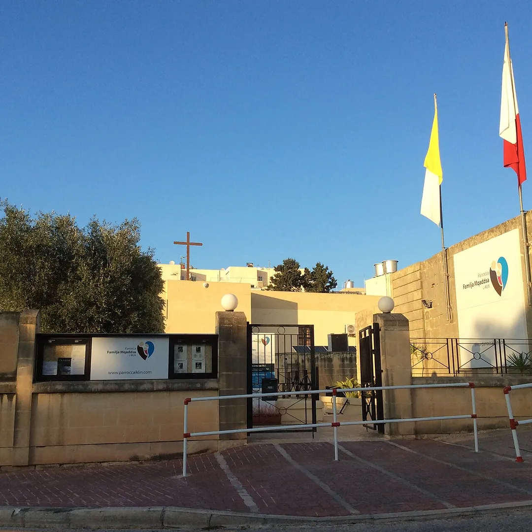 Iklin parish centre - iklin does not seem to have a focal monumental building, garden or place. This is the most known community-related gathering.