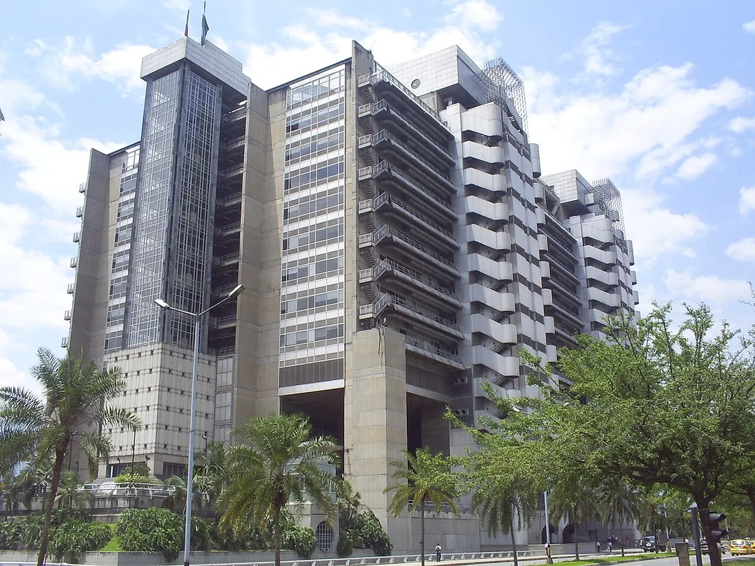 Edificio Empresas Publicas de Medellín, mas conocido como edificio inteligente, Medellín, Colombia.