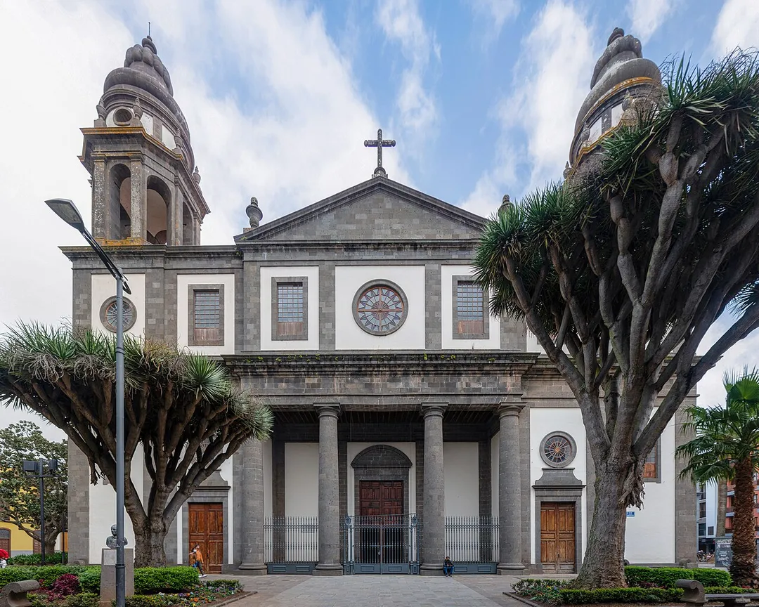 La Laguna 2022 - main facade