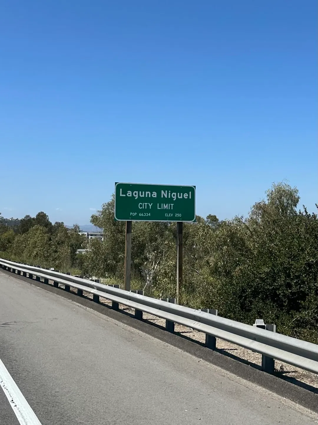 Laguna Niguel City Limit Sign