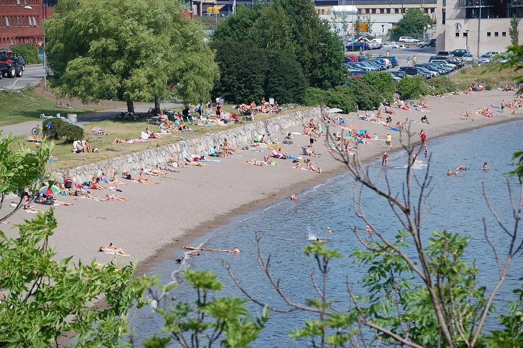 Batteristranda i Larvik før hotellet.