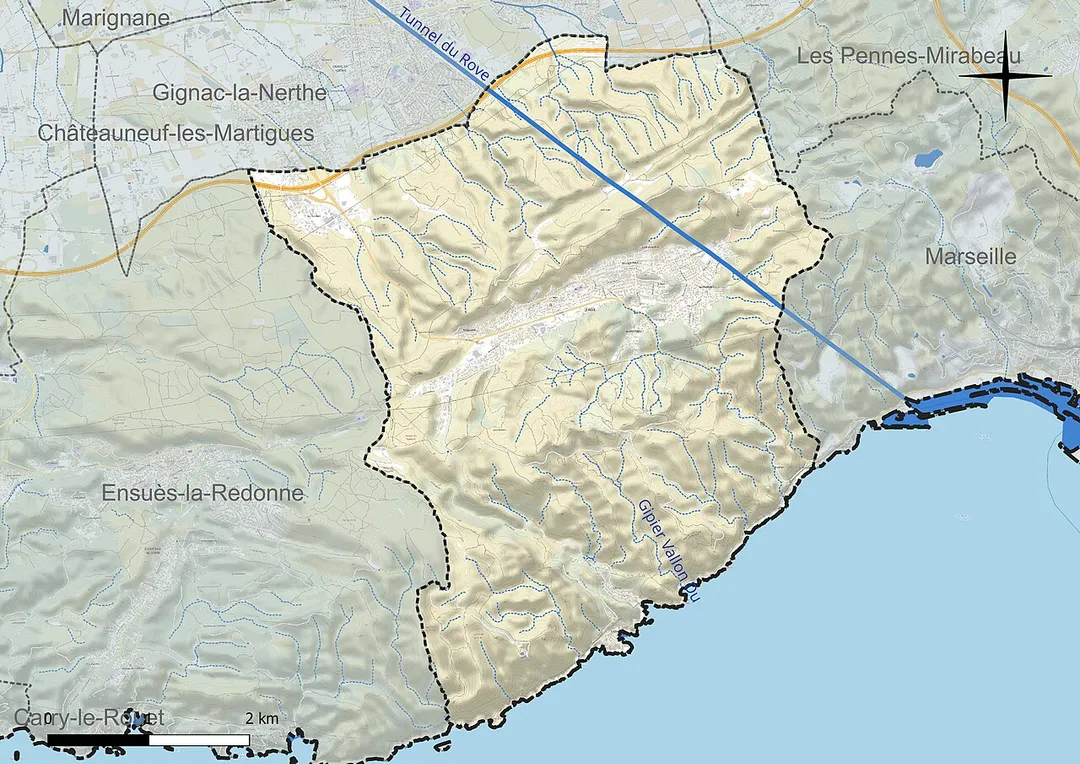 Carte du réseau hydrographique de la commune de fr:Le Rove (France).