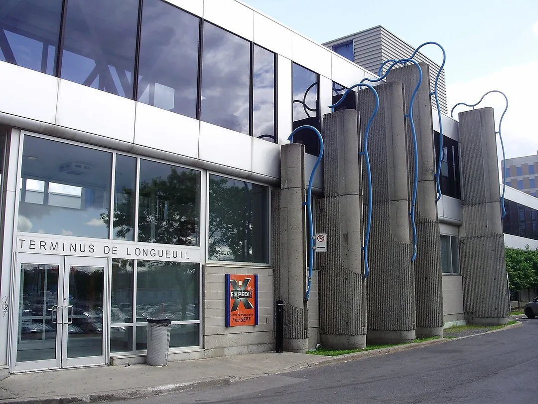 The exterior of Terminus de Longueuil, an Agence métropolitaine de transport and Réseau de transport de Longueuil bus terminal in Longueuil, Quebec, Canada.