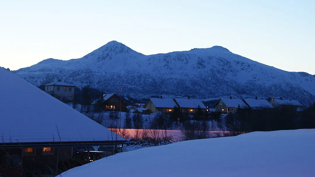 Leknes, Vestvågøya, Lofoten, Norway. Bulitinden and Guratinden mountains, early winter morning in Leknes.