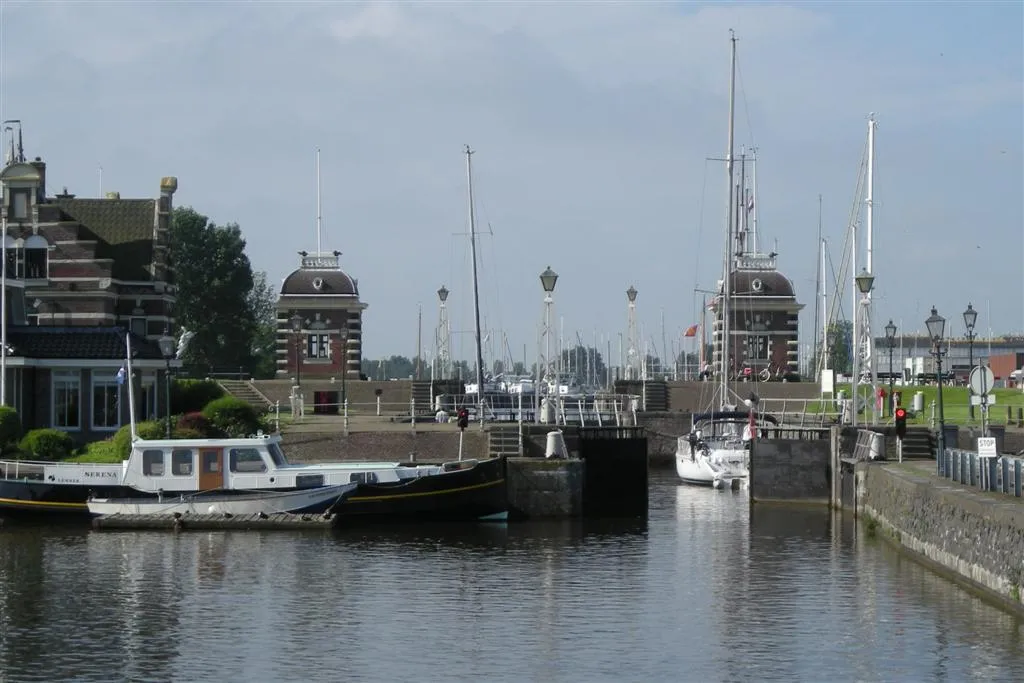 Sluis Lemmer / Canal Lock in Lemmer