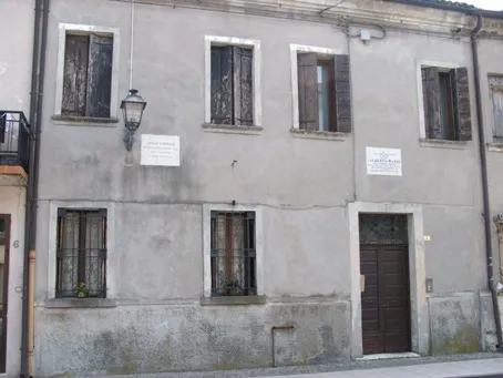 autore: groucho85 fonte:groucho85 descrizione:Lendinara, casa di Alberto Mario licenza d'uso: pubblico dominio note: foto fatta da me, groucho85, per wikipedia