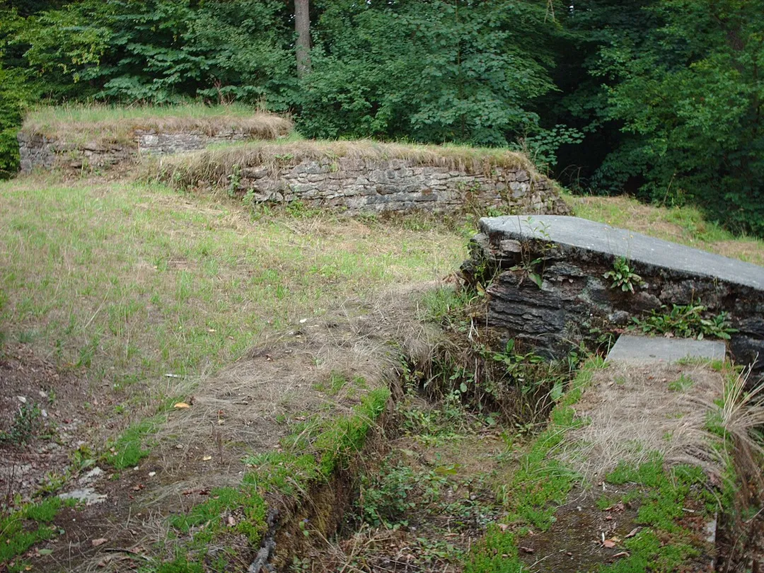 Castle ruin Pep(p)erburg, Lennestadt, Germany