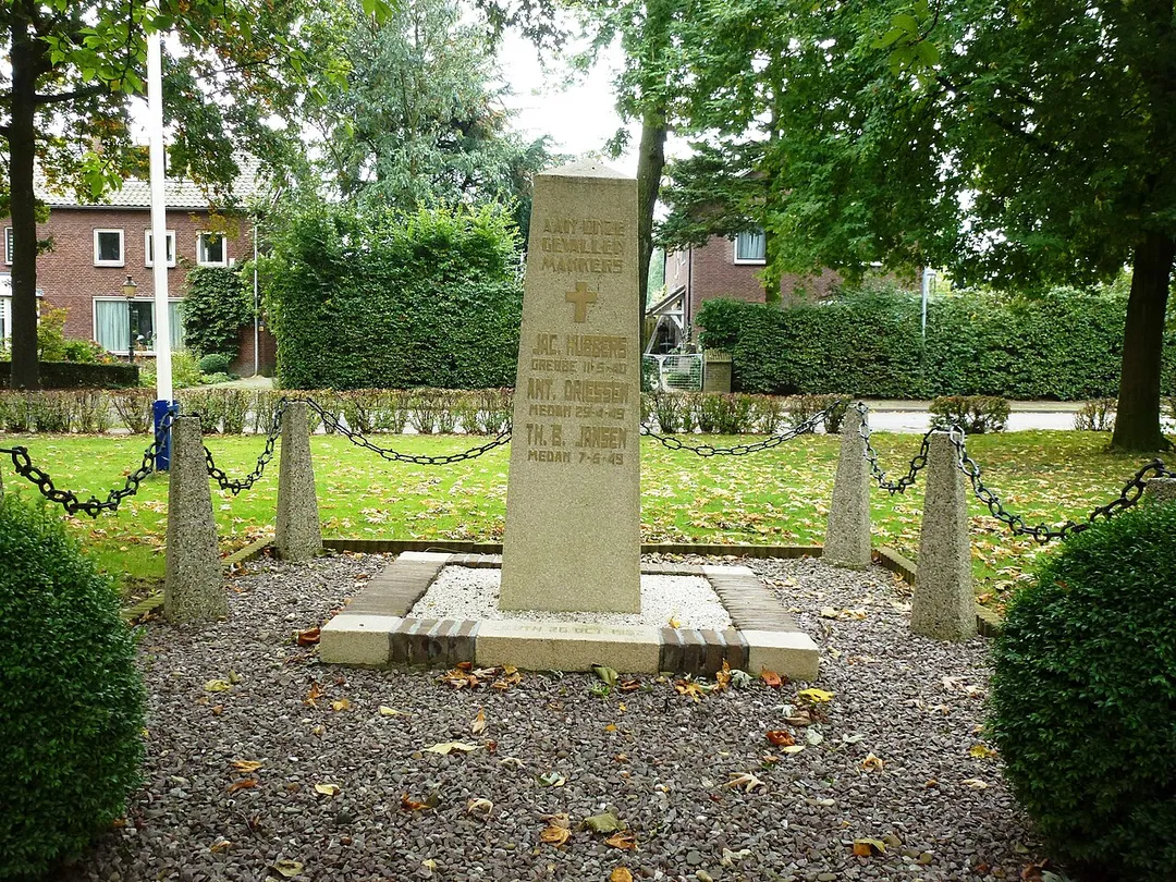 Ubbergen, Leuth,oorlogsmonument soldaten