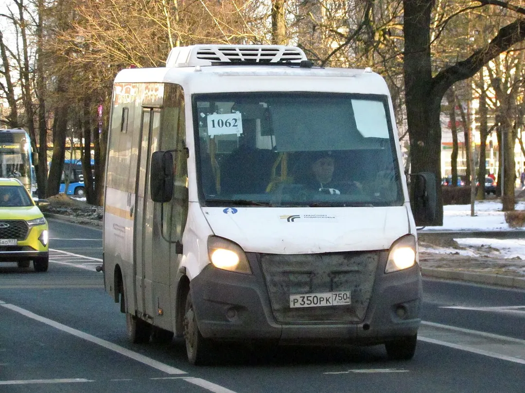 Lianozovo District bus Р350РК750 at Cherepovetskaya Street Line 1062