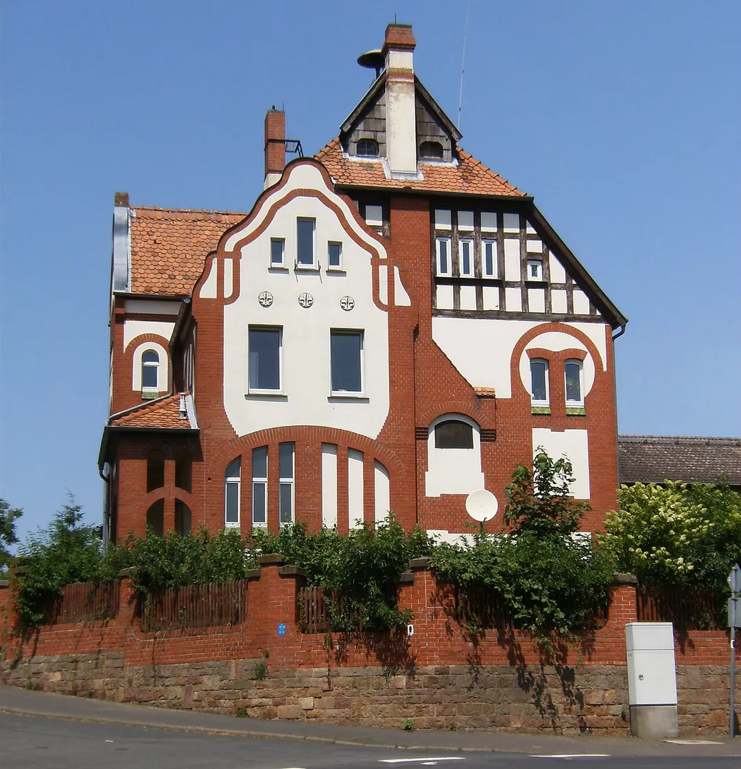 Lich-Birklar (Hesse), former school building.