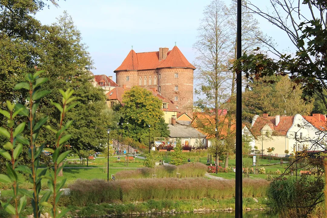 Lidzbark Warmiński - Wysoka Brama (widok z okolicy LDK)