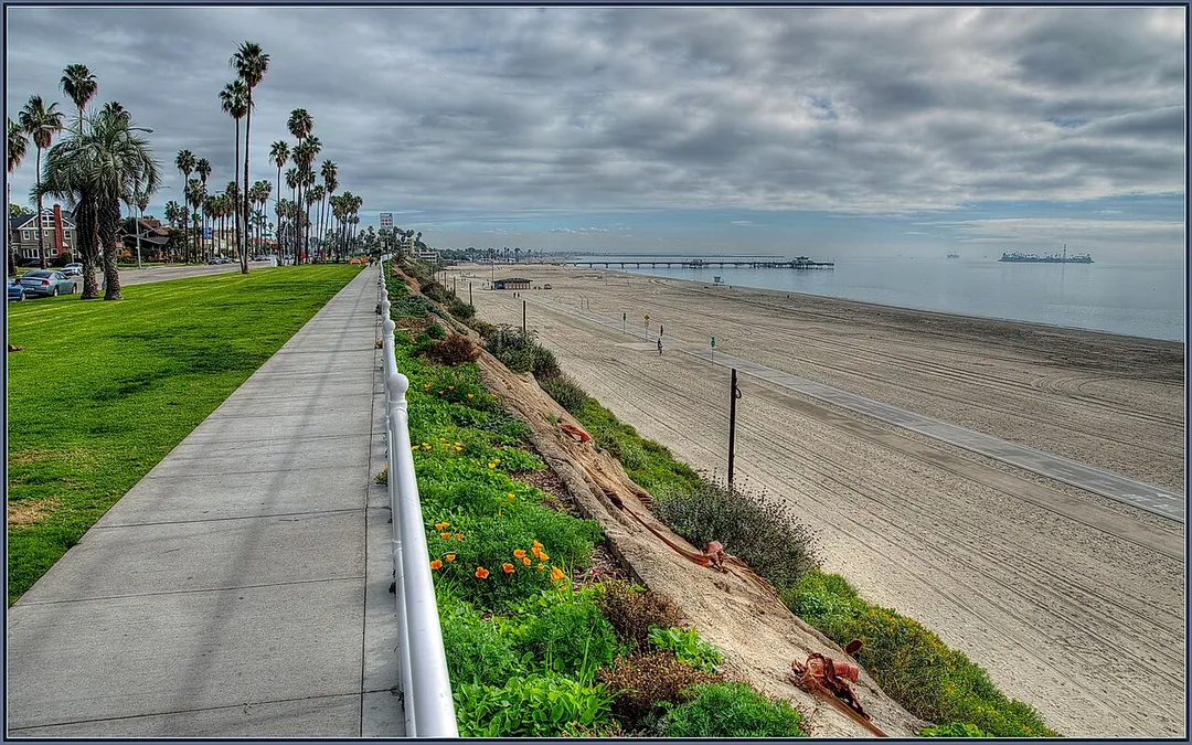 500px provided description: Long Beach, California.

Belmont Pier in the distance. [#beach ,#clouds ,#ocean ,#california ,#seascape ,#poppies ,#photomatix ,#palm trees ,#long beach ,#HDR ,#belmont pier]