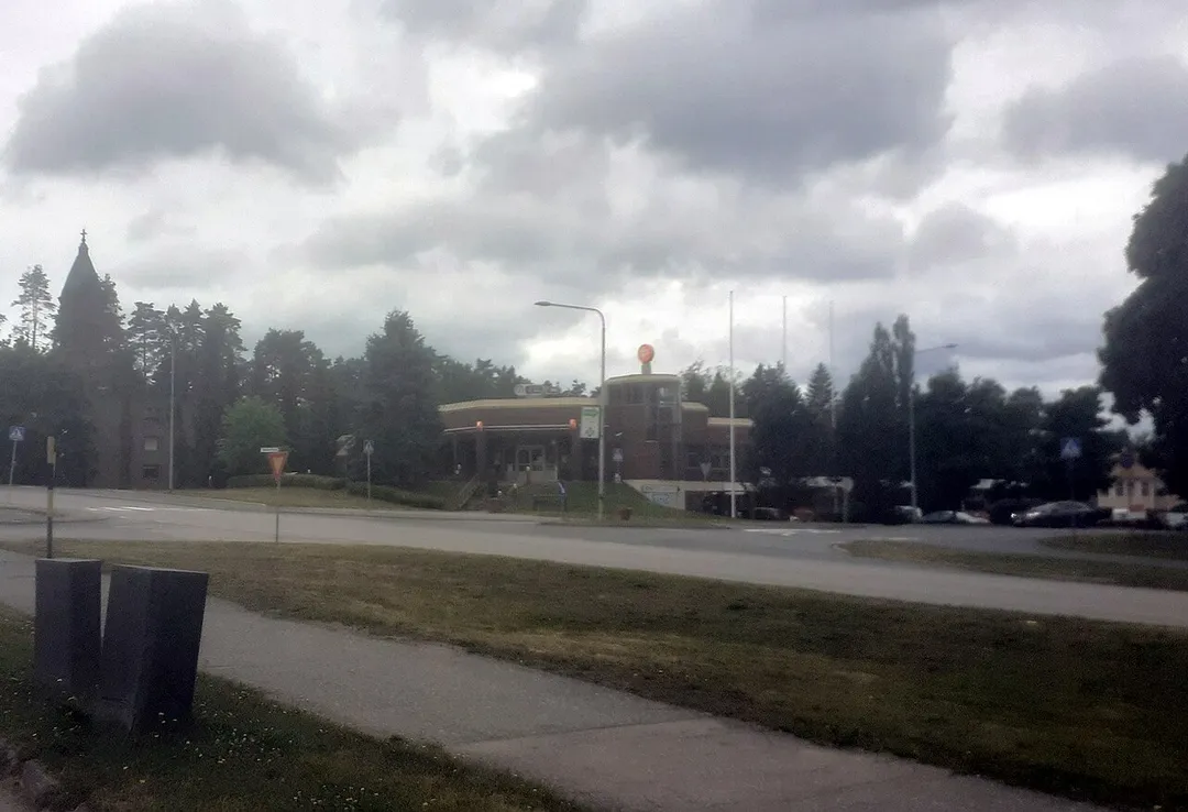 The centre of Loppi, Finland, along its main street, Yhdystie.