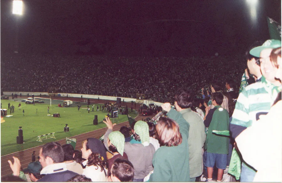 Antigo Estádio José Alvalade - Old Stadium José Alvalade

http://pt.wikipedia.org/wiki/Alvalade_XXI
http://pt.wikipedia.org/wiki/Sporting_Clube_de_Portugal